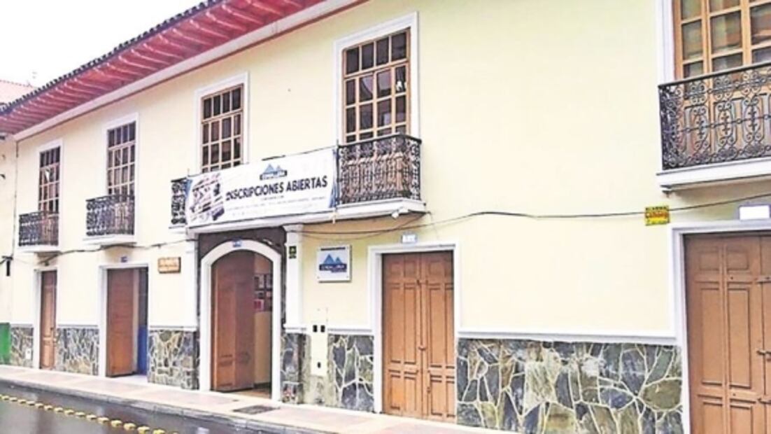 Se incorpora por primera vez una escuela extranjera a la UNAM