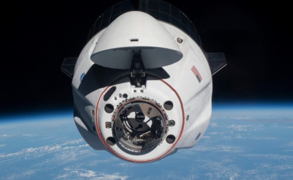 La NASA revela que un cohete de SpaceX casi choca con un ovni