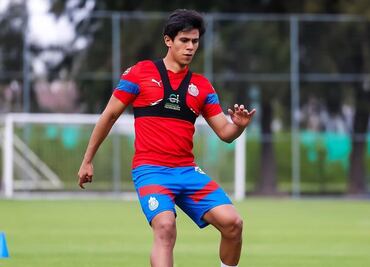 Arremete José Juan Macías contra las nuevas generaciones de futbolistas: "Les faltan hue..."