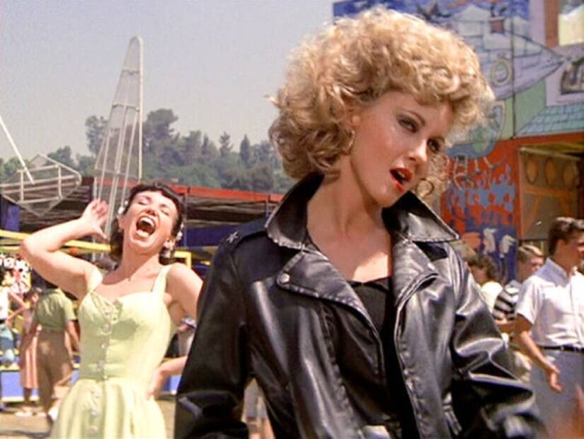 El icónico look de Olivia Newton-John que aún es tendencia