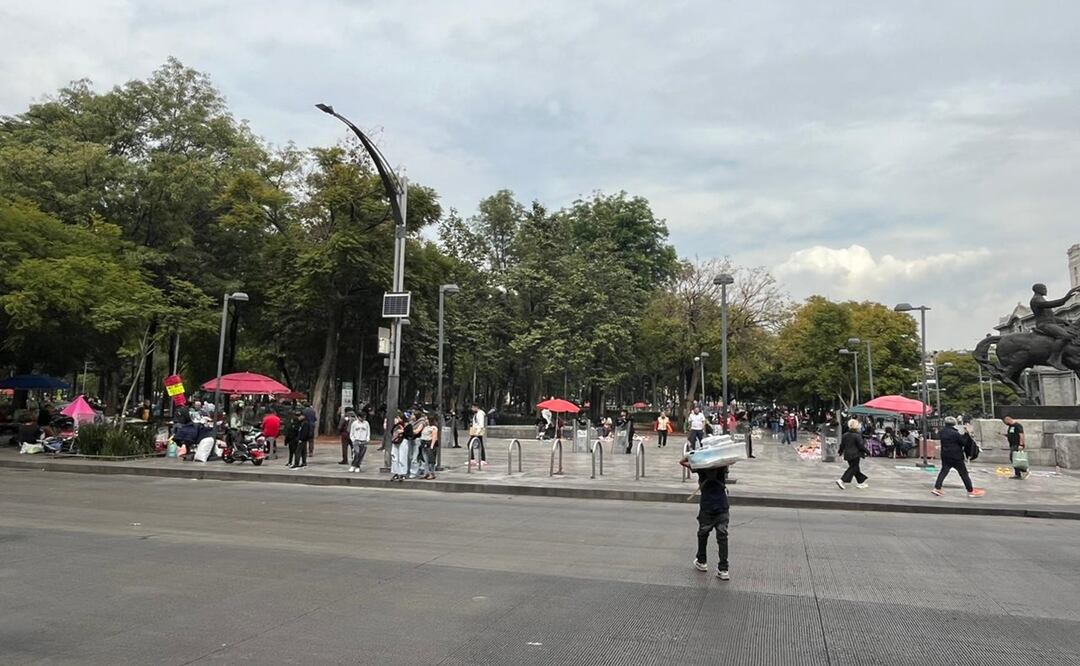 Disminuye comercio informal en Bellas Artes durante Nochebuena. Foto: Kevin Ruíz