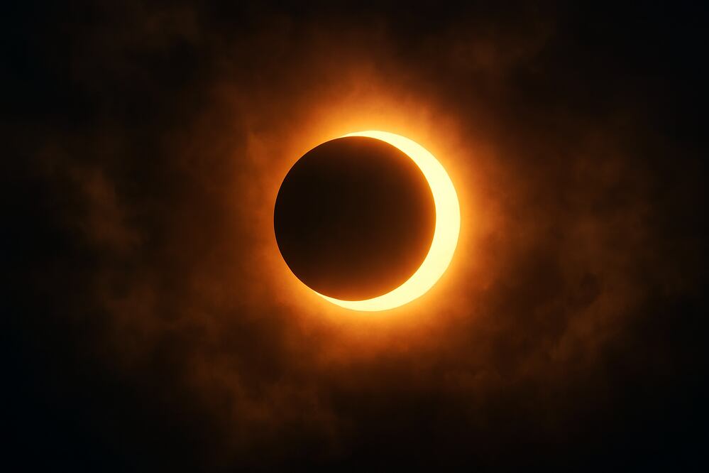 El Eclipse Solar parcial llega este 21 de septiembre y coincide con la entrada del otoño en el hemisferio norte. Foto: Creada con IA (ChatGPT)