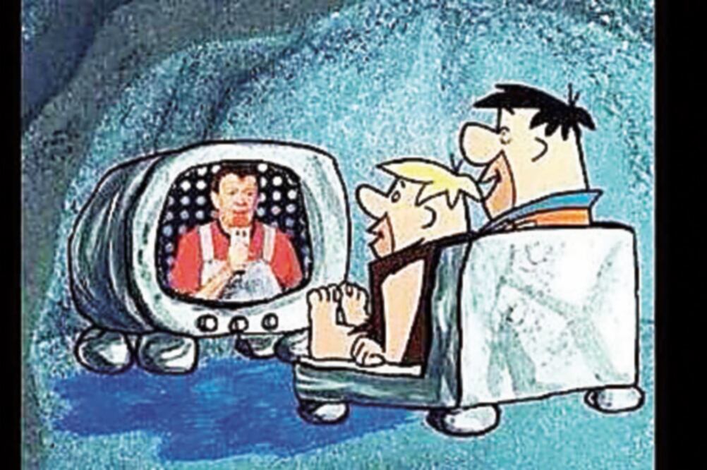 Usuarios de las redes sociales aseguran que los orígenes del programa En Familia con Chabelo se remontan a la era de Los Picapiedra. FOTO: TOMADA DE TWITTER