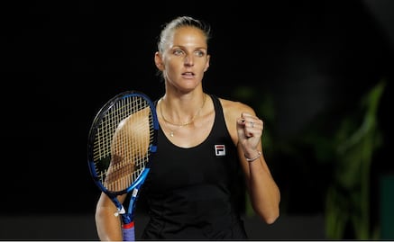 Karolina Pliskova se lleva el triunfo en la primer noche de las WTA Finals