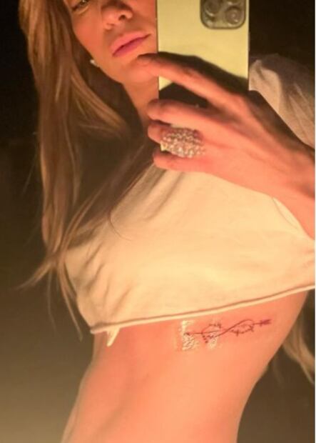 Tachan de "ridículos" a Jennifer Lopez y Ben Affleck por los tatuajes que se hicieron 