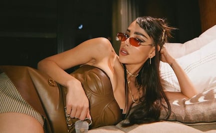 Danna Paola causa furor en corset de cuero