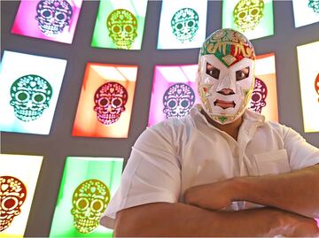 El Hijo de Dr. Wagner Jr. en Japón, muy lejos de su casa, se le respeta