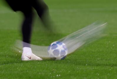 Con un pie en la siguiente ronda de la Champions