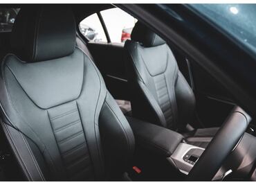 A partir de qué edad pueden ir los niños en el asiento de adelante del coche