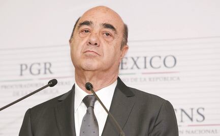 Murillo Karam gana una; obtiene de tribunal prisión domiciliaria