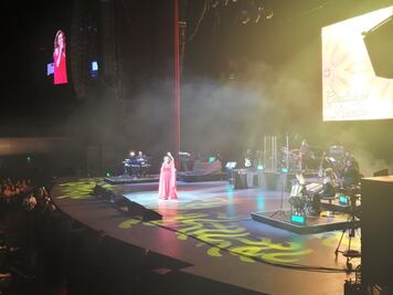 Guadalupe Pineda celebra 45 años de carrera y al amor