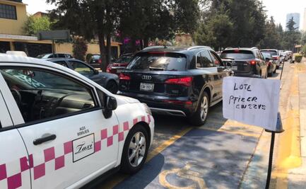 Abuelitos forman filas kilométricas por segunda dosis contra Covid-19 en Huixquilucan