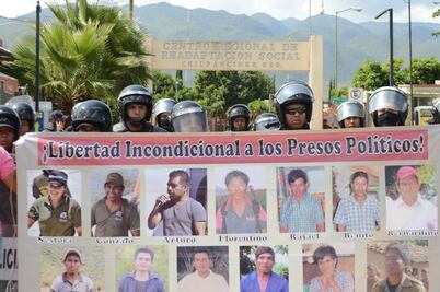 Protestan en penal de Chilpancingo, piden liberar a  Gonzálo Molina
