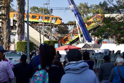Familiares acusan que lesionado no ha sido trasladado tras accidente en Línea 12 del Metro