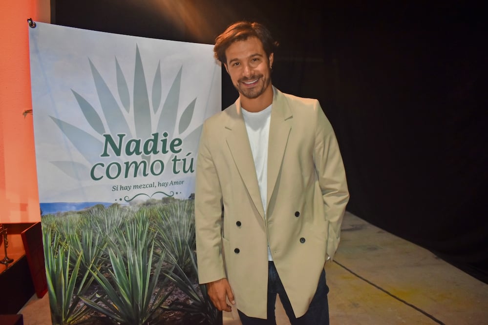 Además de cuidarse para estar sano, el actor afirma que no deja entrar a cualquiera a en su vida, pero que es abierto y saluda a todos, Foto: Armando Pereda / EL UNIVERSAL