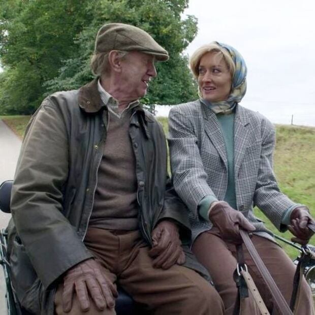 ¿Qué rol jugó Penny, la íntima amiga del Duque de Edimburgo, en su relación con Isabel II?