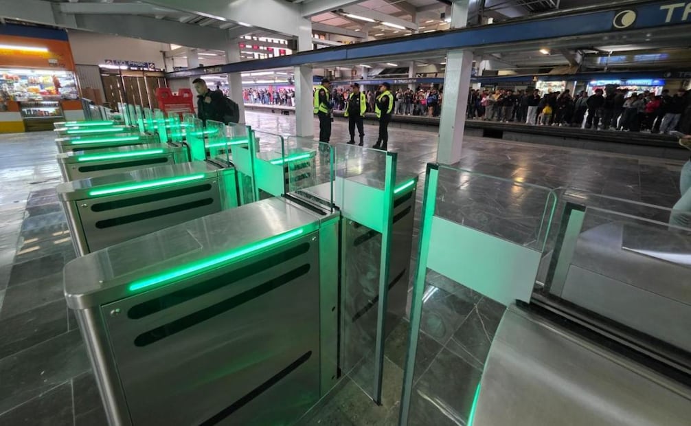 Metro instala nuevos torniquetes modernizados en ocho estaciones; agiliza ingresos y salidas en terminales
Foto: Especial.