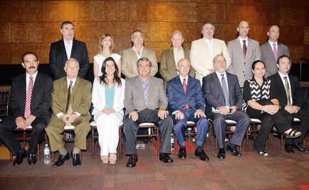 Con Bronco, predominan ex priístas y ex panistas