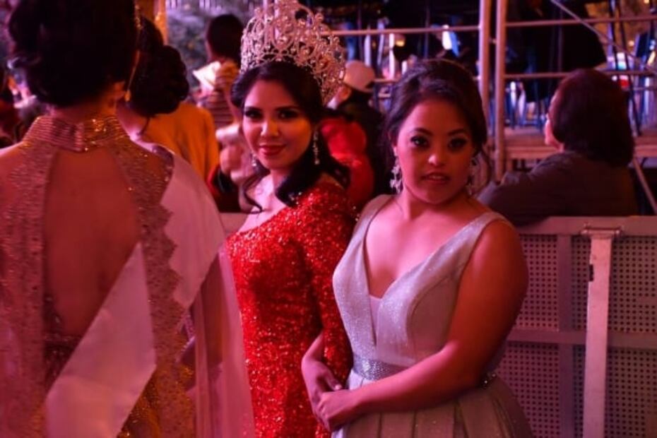 En Zacatecas ganó la inclusión; coronan reina de belleza a joven con síndrome de down