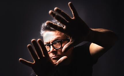 El "artivismo" de Rivelino interpela a los Diputados a través de 55 obras