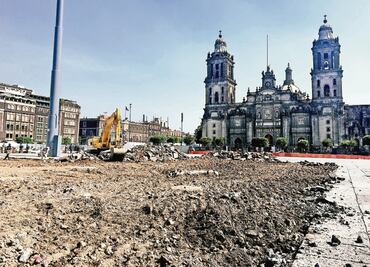 Avanzan obras en el Zócalo capitalino