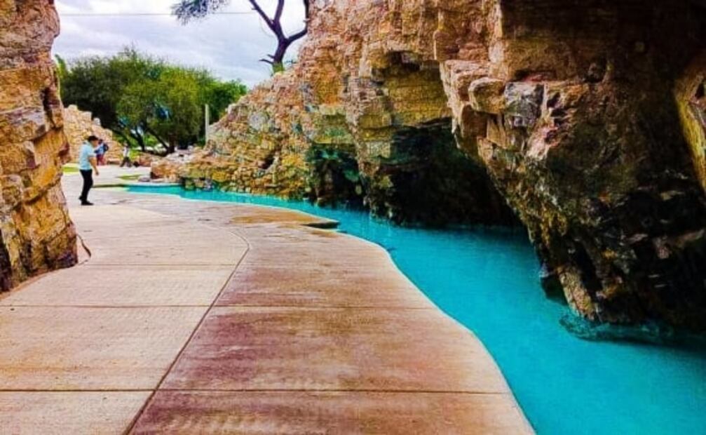 Las Cuevitas, un balneario con aguas termales y cavernas