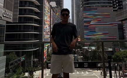Gilberto Mora presume lujoso auto deportivo a sus 17 años