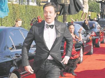 Fallon hace escarnio de Donald