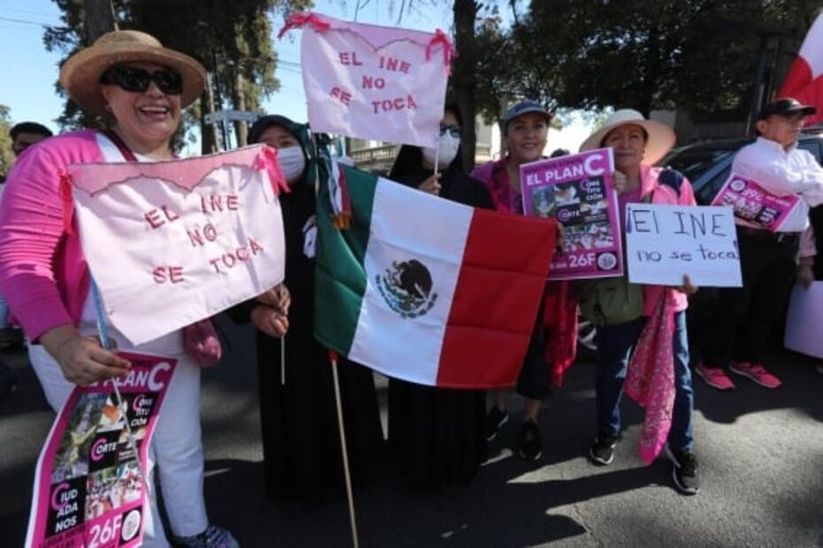 “Mi voto no se toca”; así se vivió la marcha en defensa del INE en el Edomex