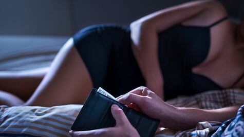 "Me prostituí para pagar la Universidad; lo lamento, pero lo volvería a hacer"