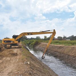 Reanudan trabajos en el Río Coatepec