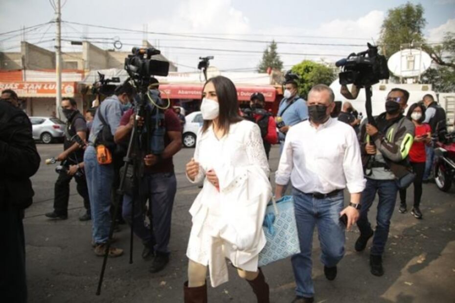 Juez determina que Rosario Robles continúe en prisión preventiva; ve elevado riesgo de fuga 