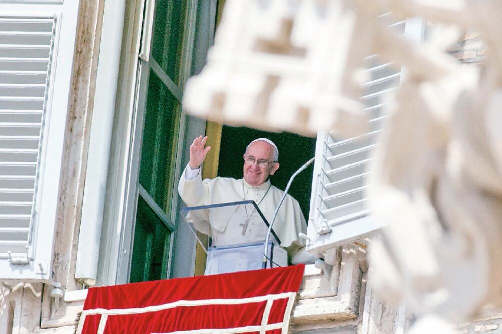El papa Francisco dijo ayer que el Evangelio llama a la gente a ser hospitalaria con los niños y los abandonados (RICCARDO DE LUCA. AP)