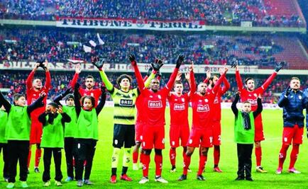 Ochoa y Standard se preparan para los  playoffs de Bélgica