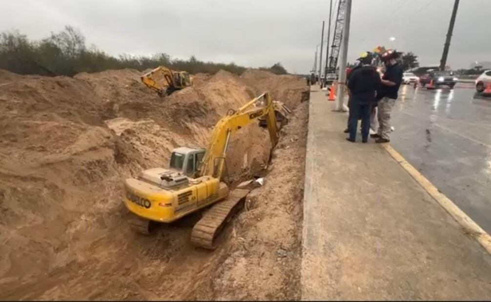 Hombre pierde la vida sepultado por deslave de tierra durante construcción en Tamaulipas (27/01/2025). Foto: Especial