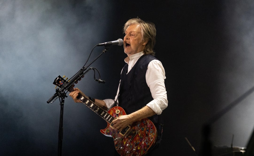 Las razones por las que Paul McCartney no toca "Yesterday" no han sido claramente explicadas, sencillamente la canción salió de su repertorio de sus presentaciones en 2019. Pero como lo señaló el experto, todo mundo espera que vuelva a sonar una vez más en cualquiera de sus presentaciones.