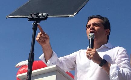 Gleason se registra como precandidato del PRI a la gubernatura en Chiapas 