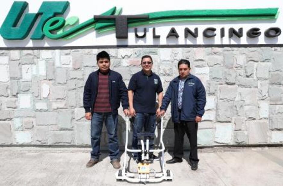 Mexicano crea andadera para niños con discapacidad