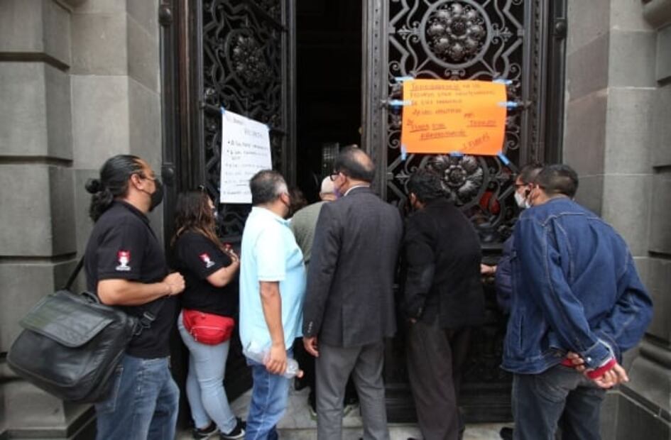Trabajadores del Munal cierran el museo por retraso en aumento salarial y hostigamiento