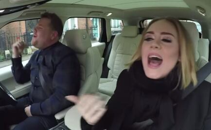 Adele participa en karaoke dentro de un auto