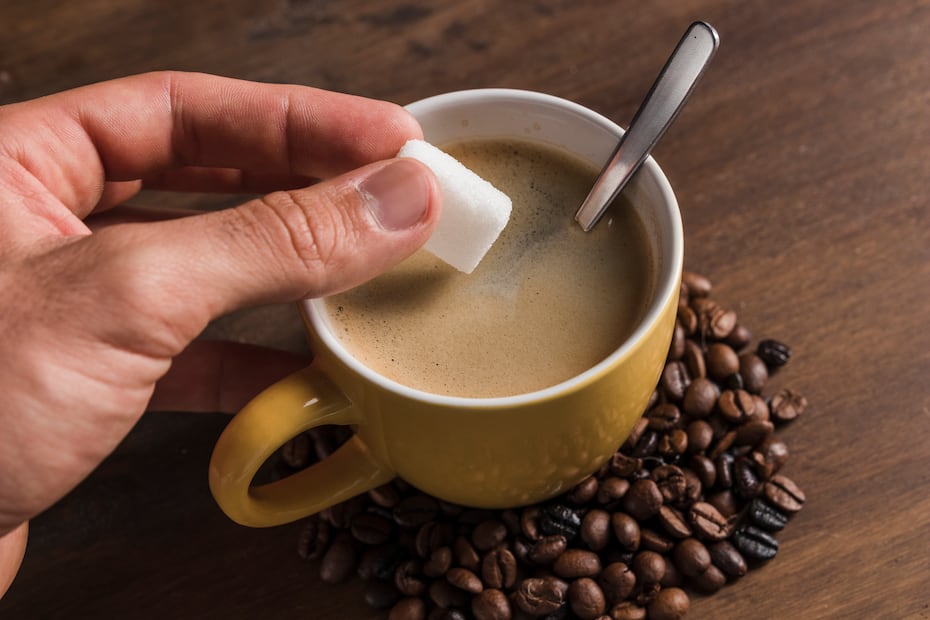 El café puede formar parte de una dieta saludable respetando las dosis de consumo. Foto: Freepik
