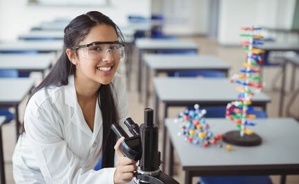 Banco Azteca y Fundación Azteca, responsables de llevar a París a los representantes de la Olimpiada Internacional de Física