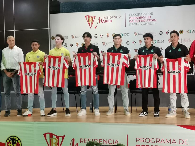 El Sporting de Gijón ficha a seis juveniles mexicanos - Foto: Sebastián García