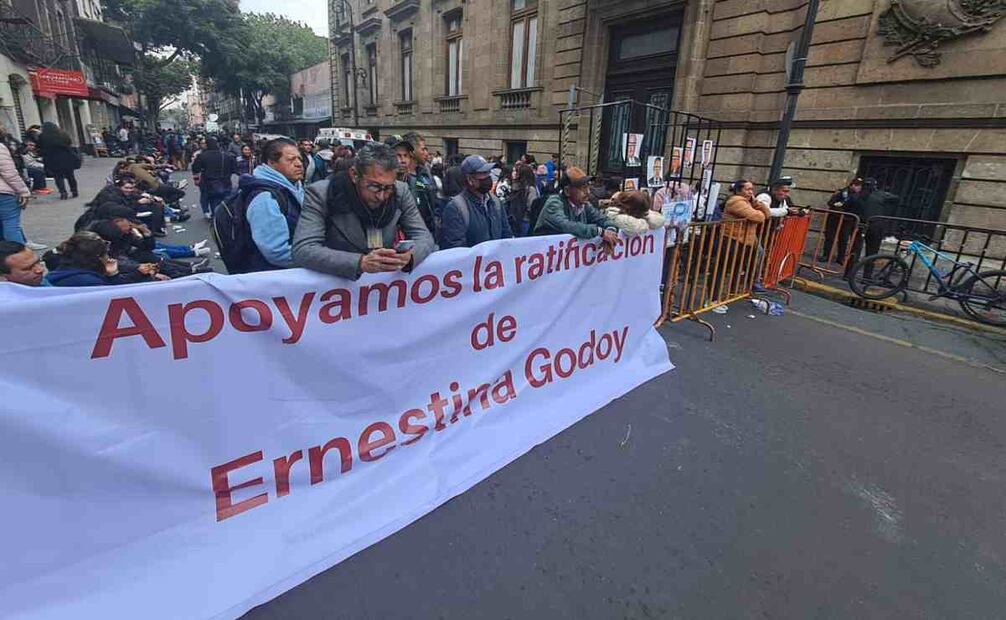 Congreso de la CDMX durante sesión por ratificación de Ernestina Godoy. Foto: Juan Carlos Williams. EL UNIVERSAL