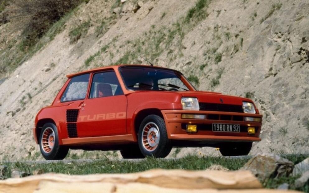 5 autos que comparten bases, pero son completamente diferentes
