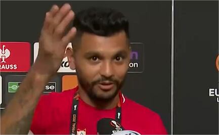 Jesús 'Tecatito' Corona es criticado en redes sociales por hablar con acento español