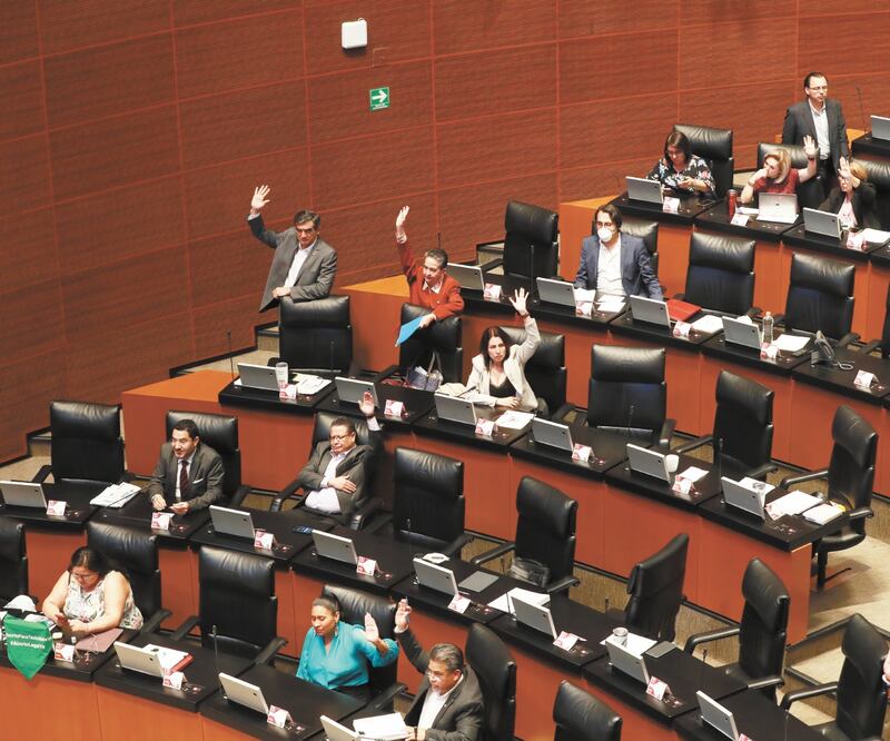Por mayoría de 91 votos a favor, uno en contra y una abstención, el pleno del Senado aprobó la reforma constitucional en materia de Bienestar. ADRIANA HERNÁNDEZ. EL UNIVERSAL