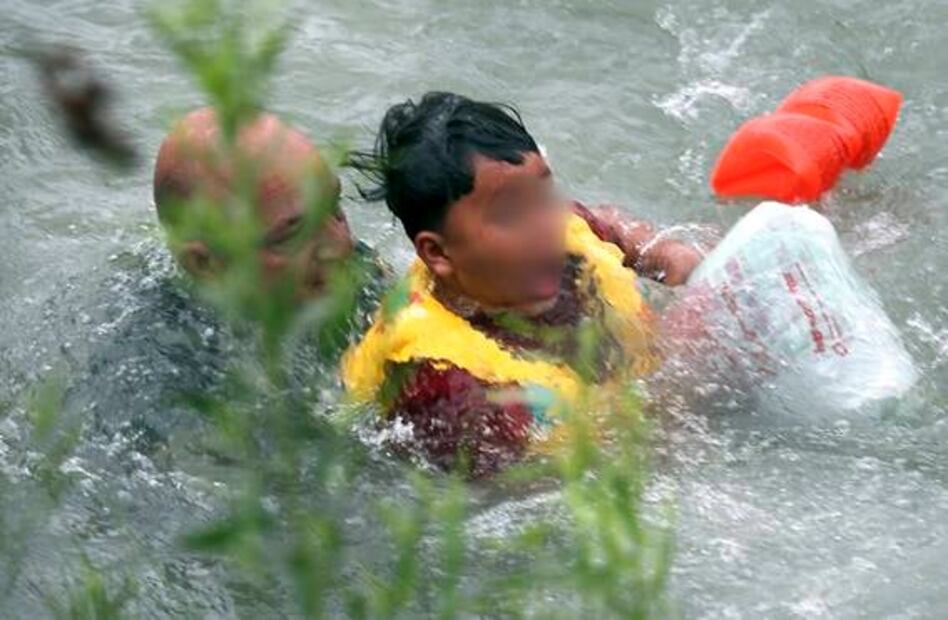 Patrulla fronteriza rescata a niño hondureño de 7 años del Río Bravo 
