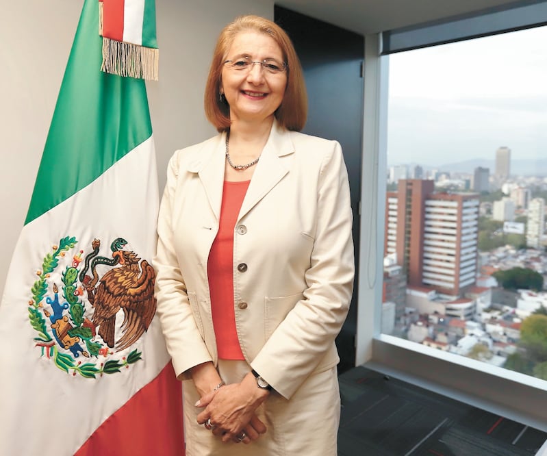 La subsecretaria de Comercio Exterior, Luz María de la Mora, expuso que en el caso de medicamentos biológicos no hay nada para modificar, puesto que no existe una ley sobre la materia. Foto: BERENICE FREGOSO. EL UNIVERSAL