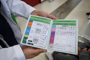 ¿Necesitas tu Cartilla del IMSS?; paso a paso para reimprimirla por internet